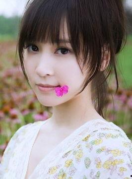 吃瓜萌美少女,探寻青春的甜蜜滋味